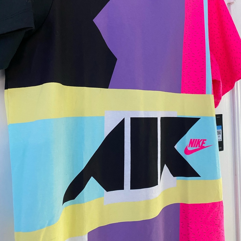 NIKE Retro Colorblock t-shirt